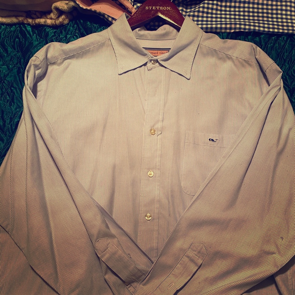 Men’s L Vineyard Vines long sleeve